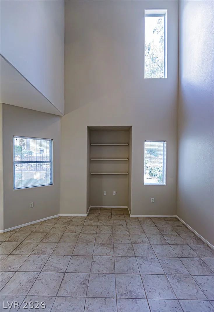 2101 Quartz Cliff, Las Vegas, NV 89117