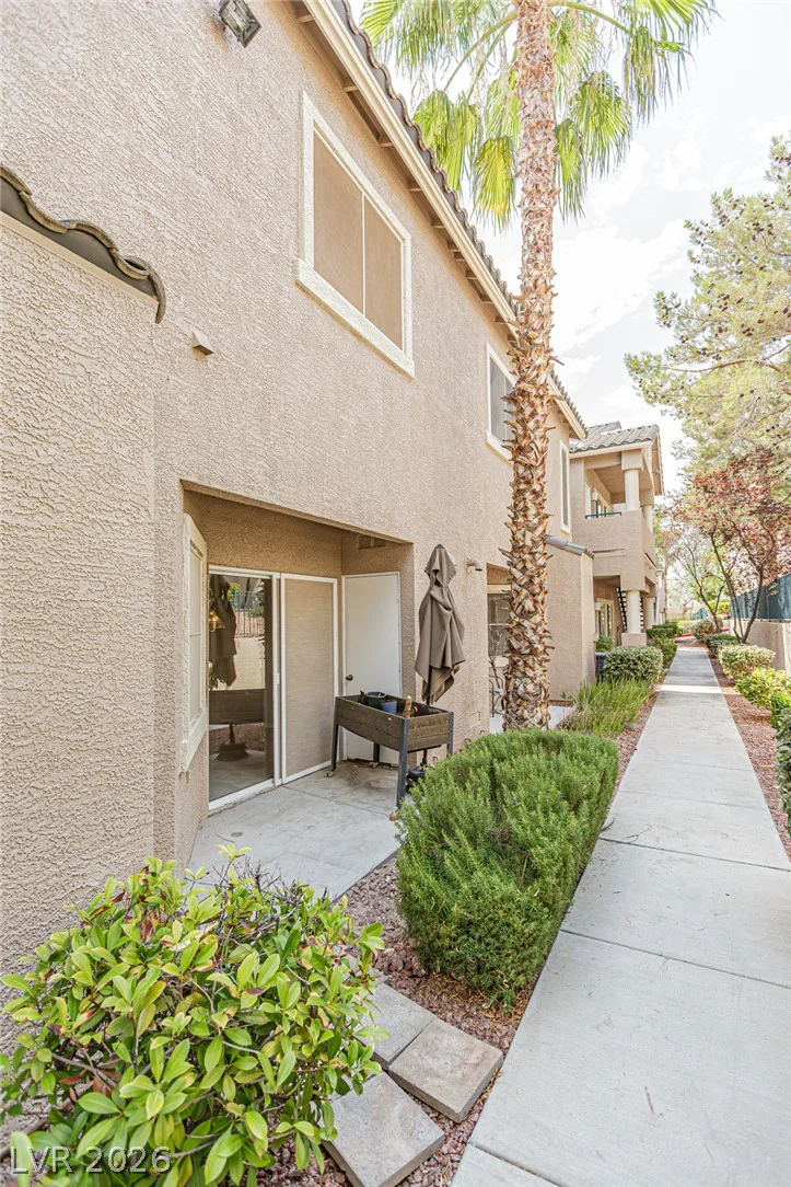 2101 Quartz Cliff, Las Vegas, NV 89117