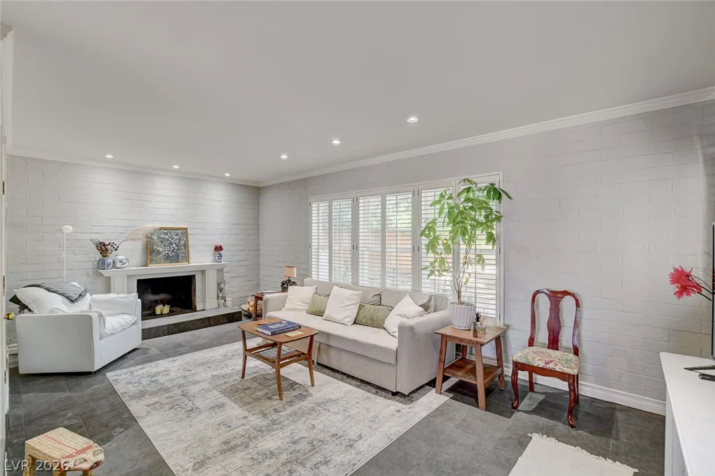 1134 Westwood, Las Vegas, NV 89102