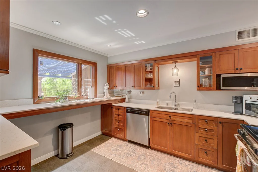 1134 Westwood, Las Vegas, NV 89102
