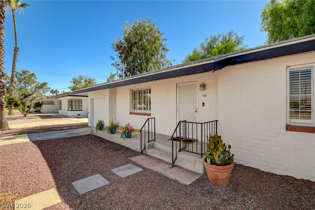 1134 Westwood, Las Vegas, NV 89102