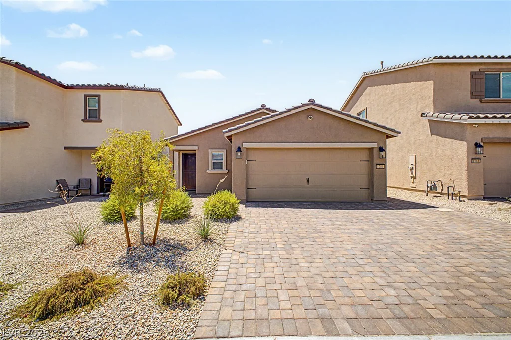1709 Sandia Rock, North Las Vegas, NV 89032