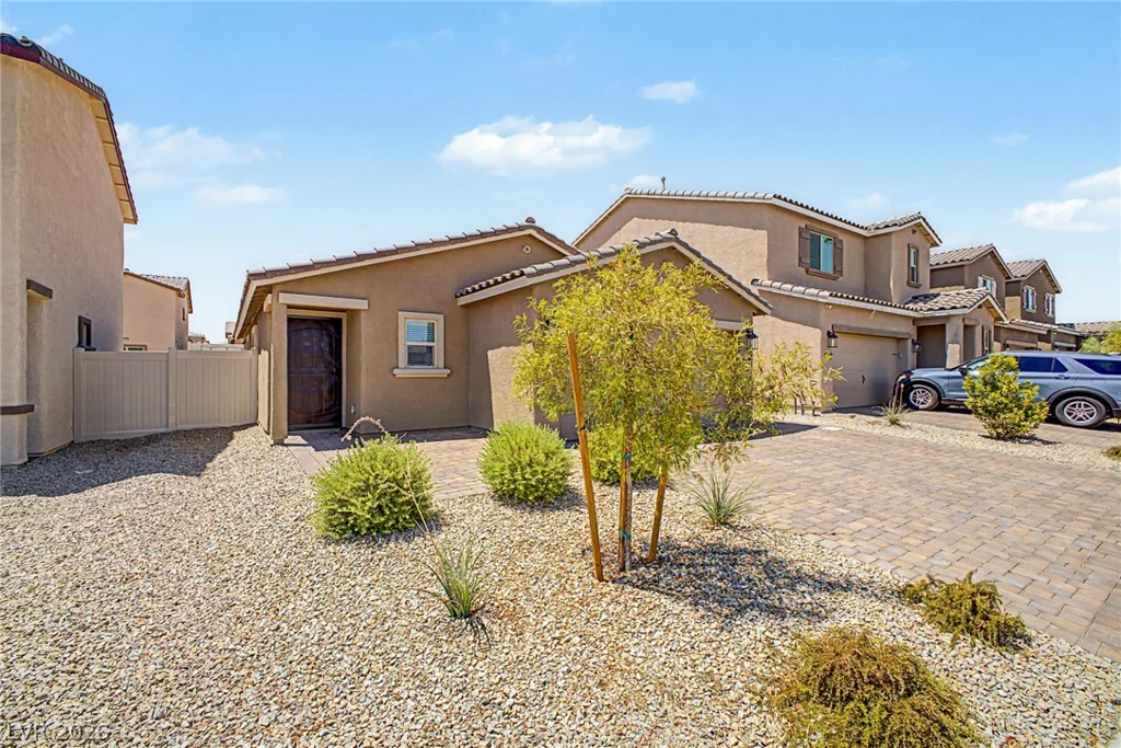 1709 Sandia Rock, North Las Vegas, NV 89032