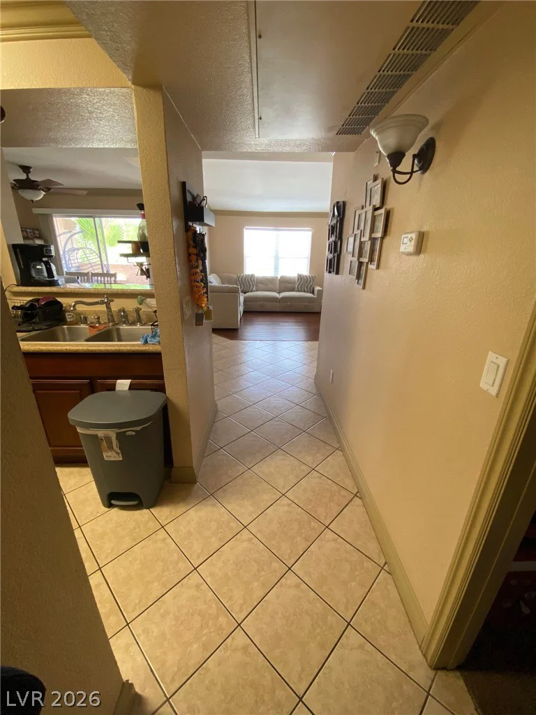 1150 Buffalo, Las Vegas, NV 89128