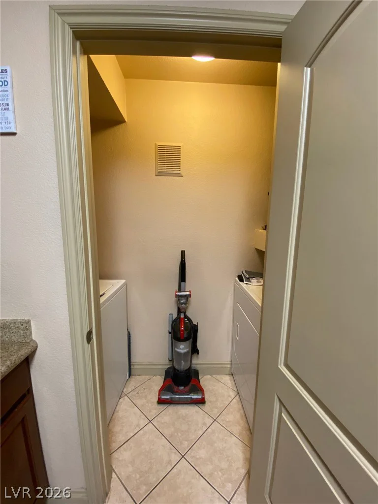 1150 Buffalo, Las Vegas, NV 89128