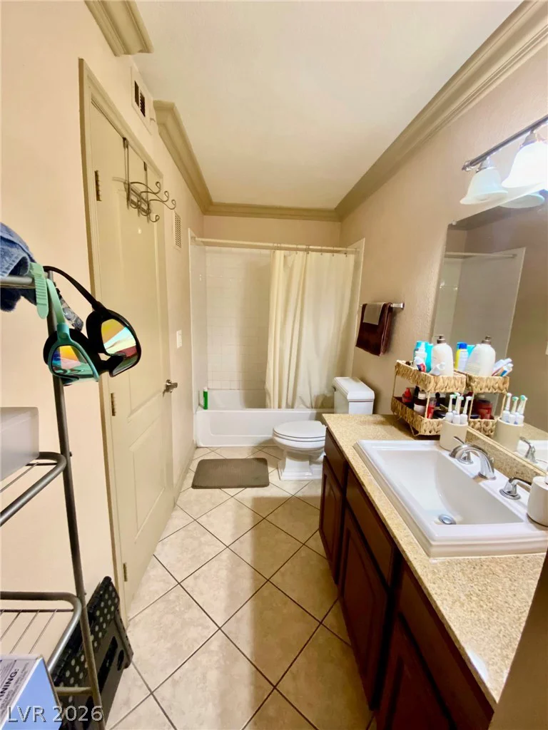 1150 Buffalo, Las Vegas, NV 89128