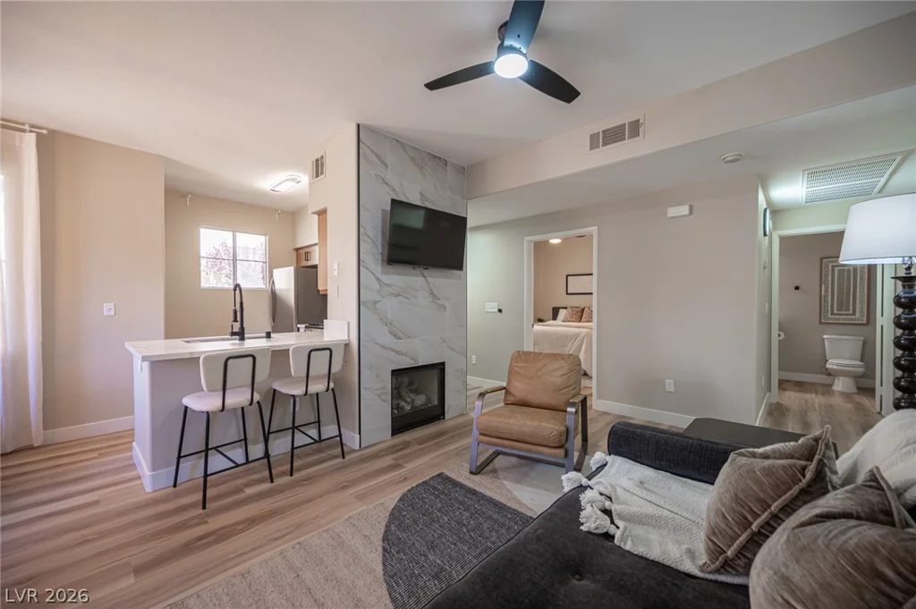 9050 Warm Springs, Las Vegas, NV 89148