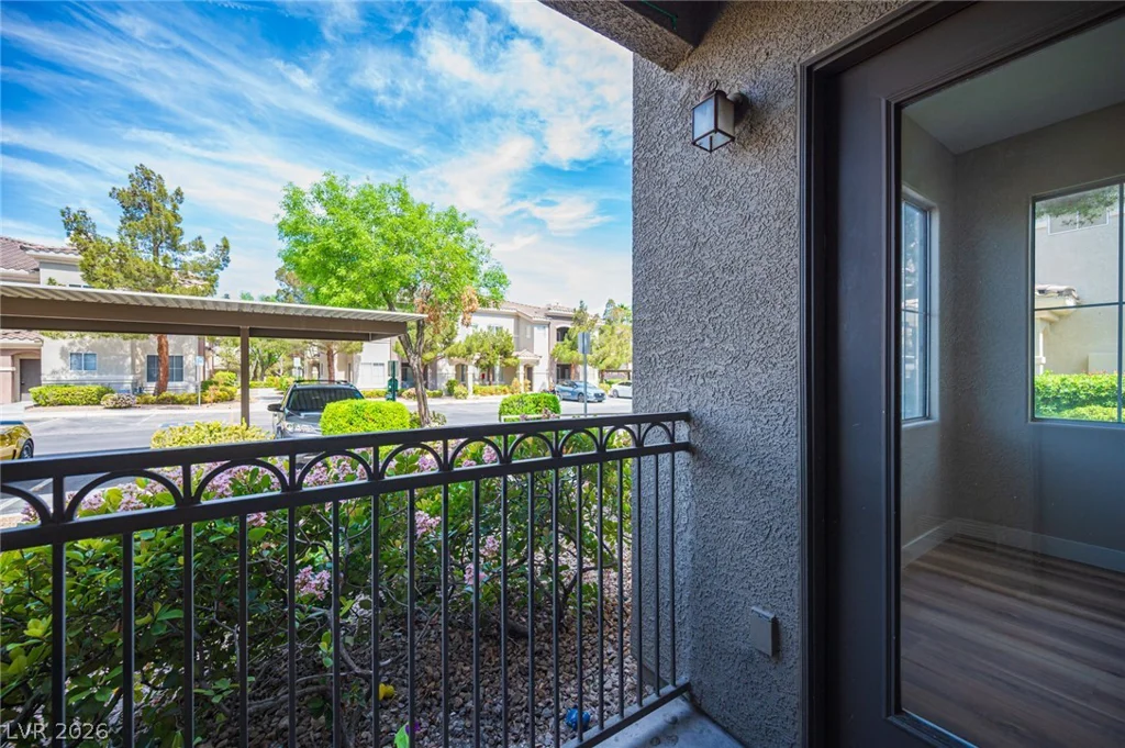 9050 Warm Springs, Las Vegas, NV 89148