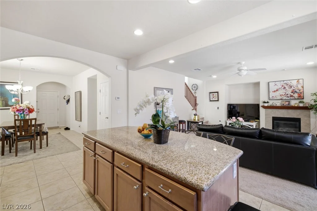 344 Botanic Gardens, Las Vegas, NV 89148