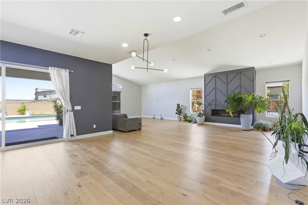 8380 Mojave Creek, Las Vegas, NV 89113