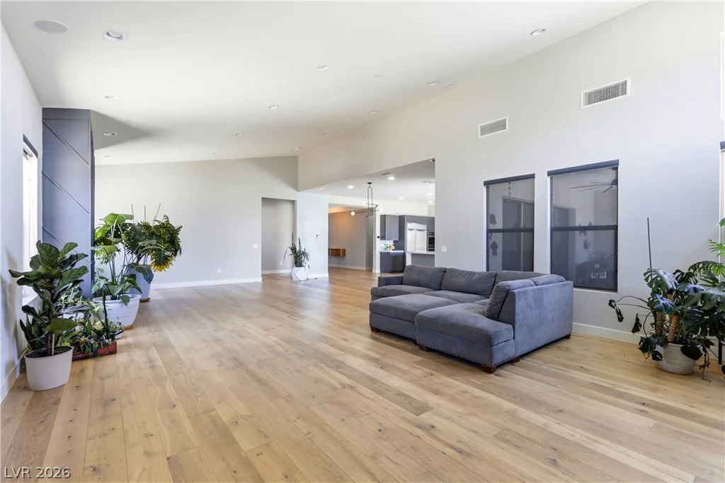 8380 Mojave Creek, Las Vegas, NV 89113