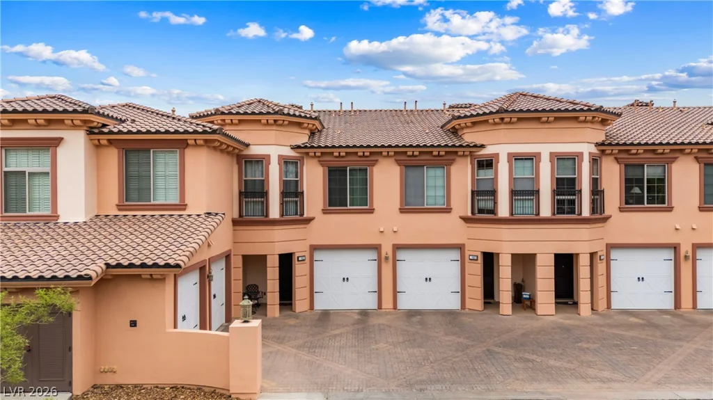 6 VIA VASARI, Henderson, NV 89011