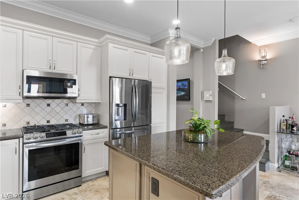 6 VIA VASARI, Henderson, NV 89011
