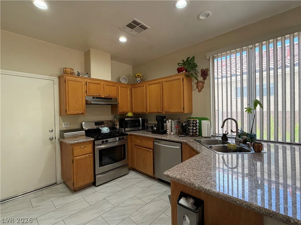 3549 April Springs, Las Vegas, NV 89147