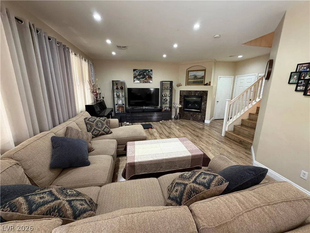 3549 April Springs, Las Vegas, NV 89147