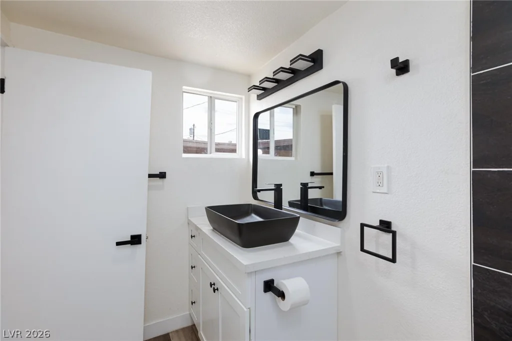 2312 Beverly, Las Vegas, NV 89104
