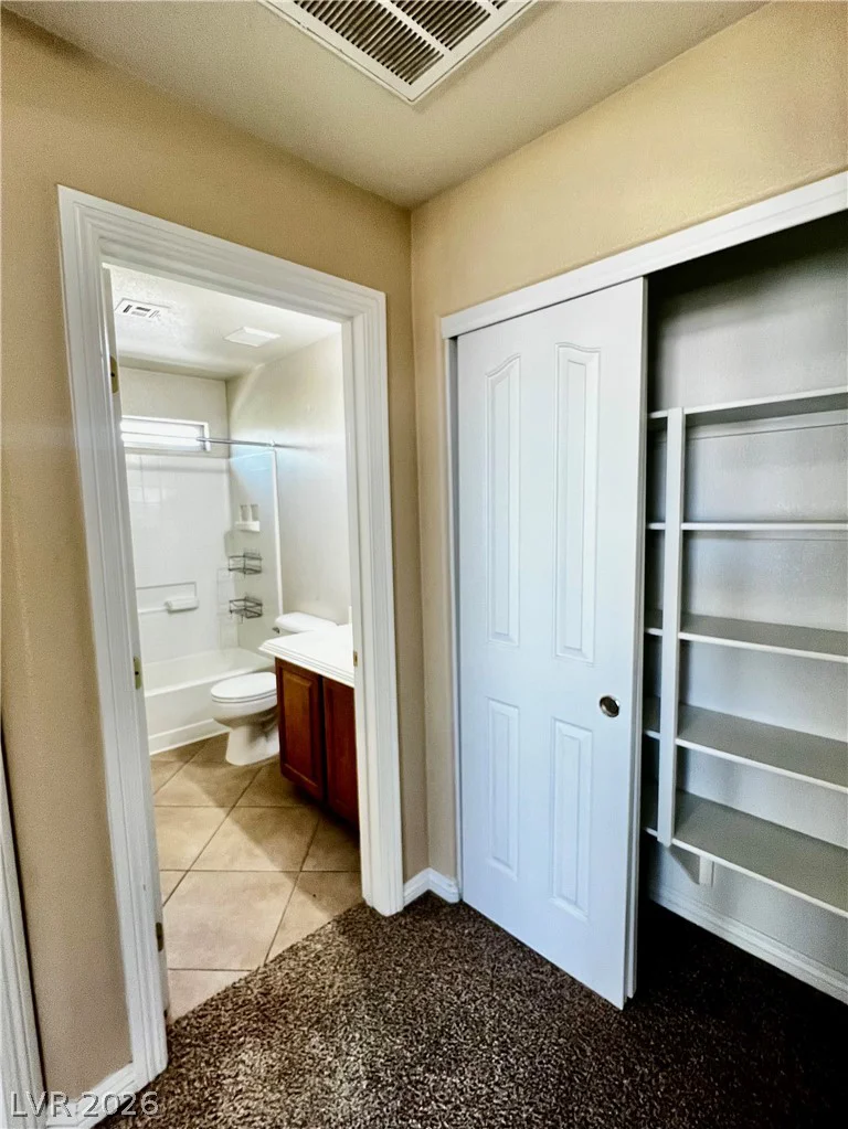 5515 Big Red, Las Vegas, NV 89122