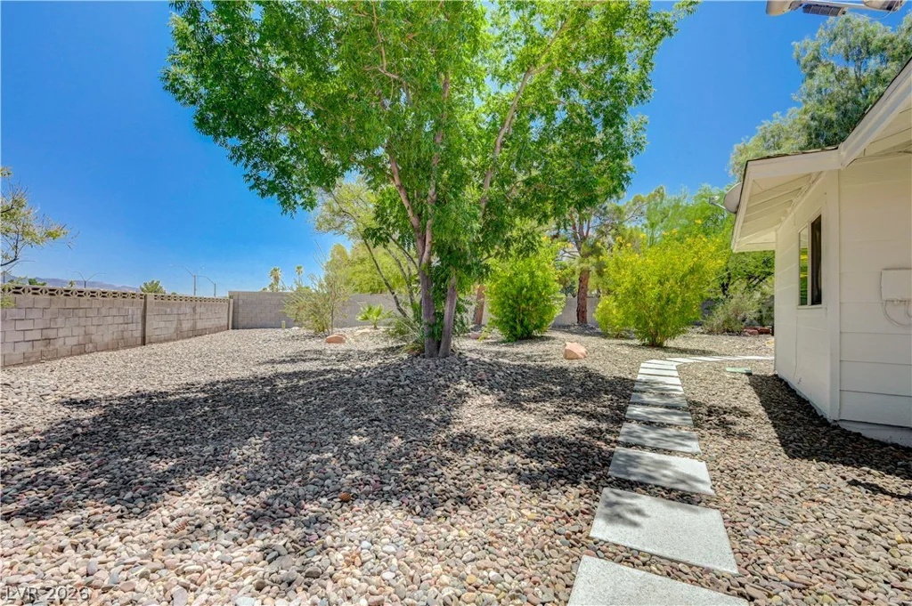 7631 Bermuda, Las Vegas, NV 89123