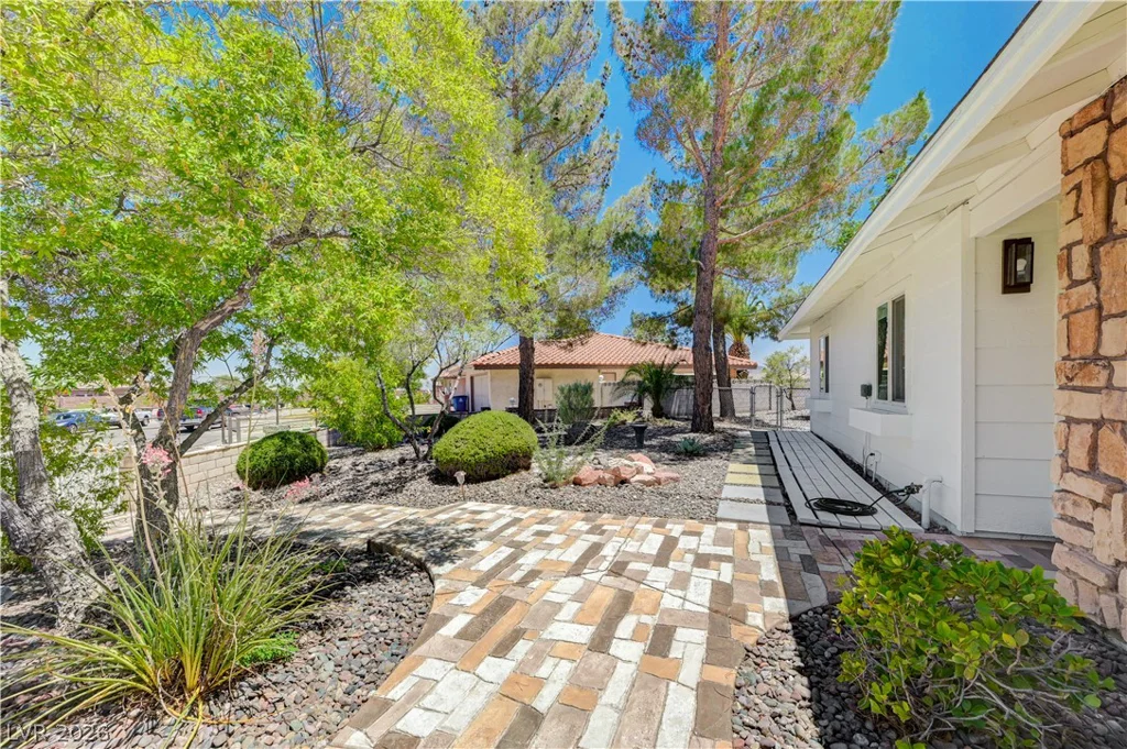 7631 Bermuda, Las Vegas, NV 89123