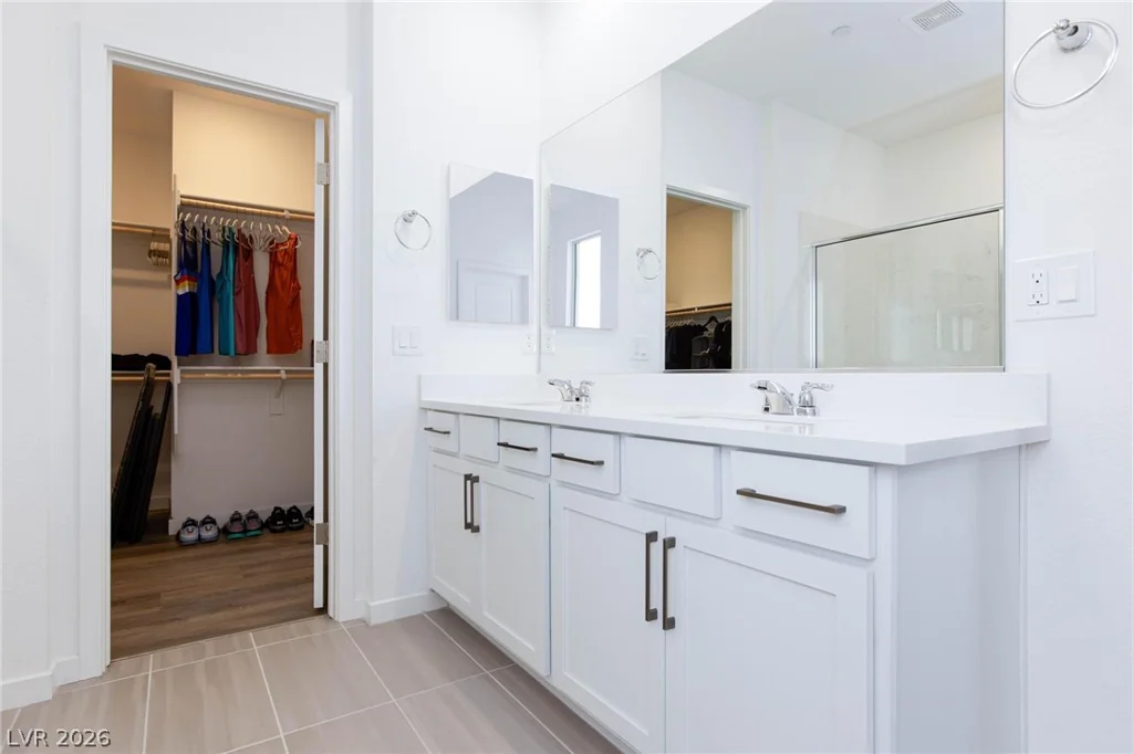 11439 Peak Landing, Las Vegas, NV 89138