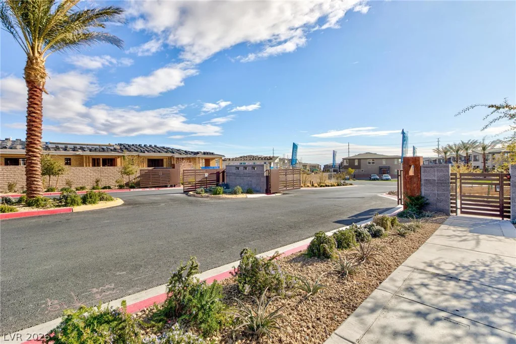 11439 Peak Landing, Las Vegas, NV 89138