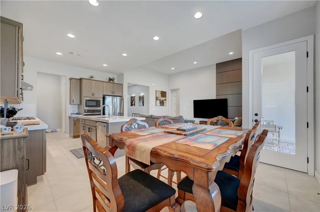 10196 Tidal Force, Las Vegas, NV 89143