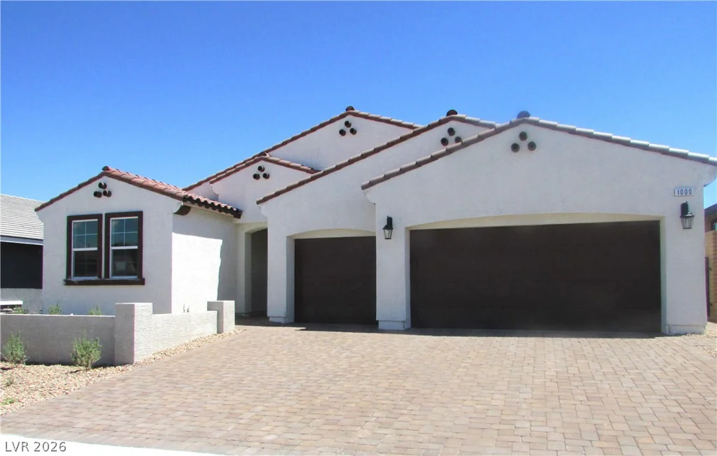 1000 Gentle Swan, Henderson, NV 89011
