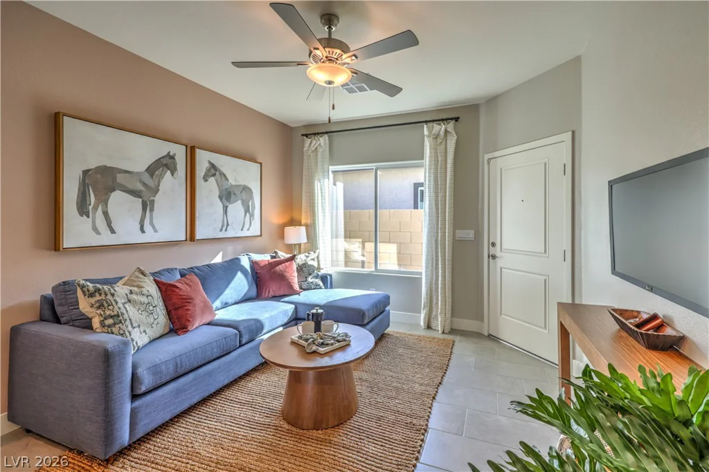 1000 Gentle Swan, Henderson, NV 89011