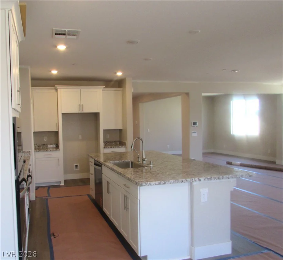 1000 Gentle Swan, Henderson, NV 89011