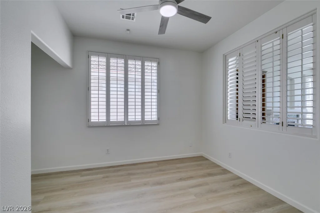 7836 Silver Plateau, Las Vegas, NV 89128