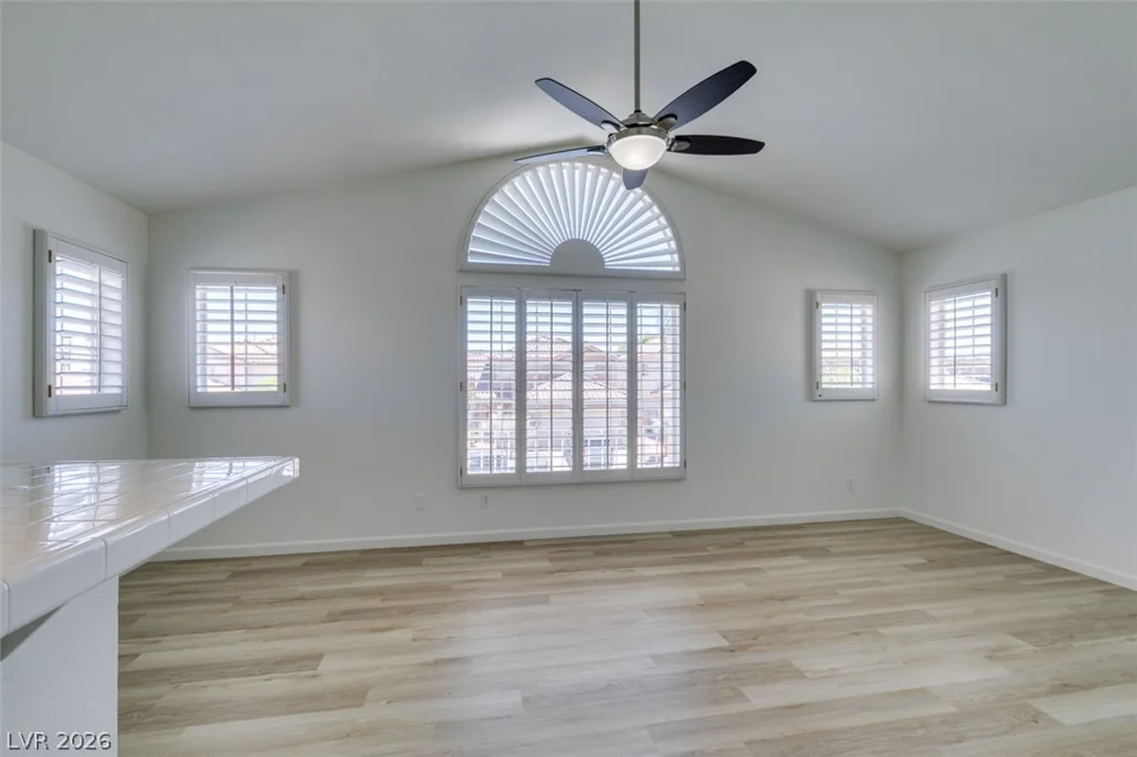 7836 Silver Plateau, Las Vegas, NV 89128