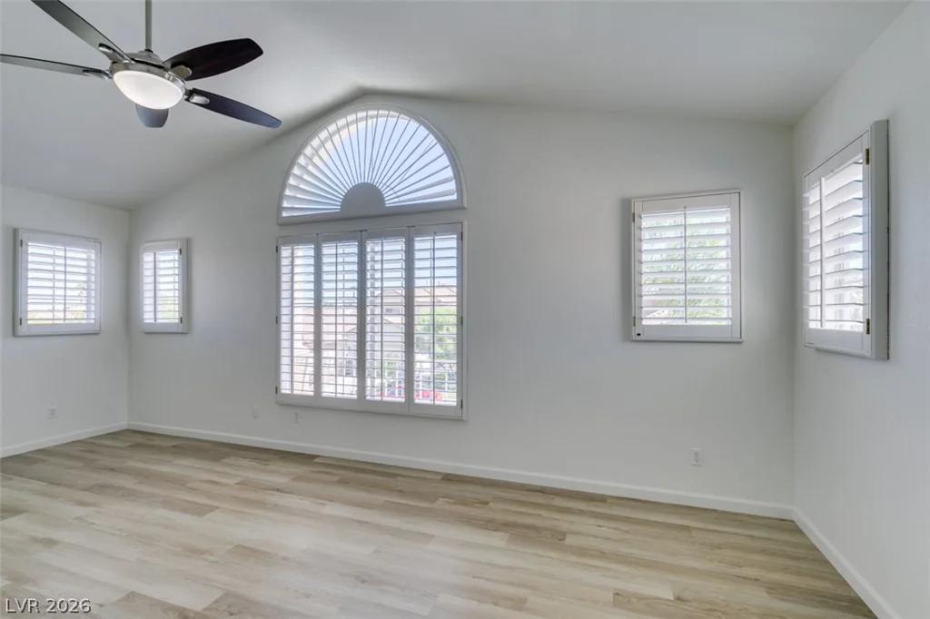7836 Silver Plateau, Las Vegas, NV 89128