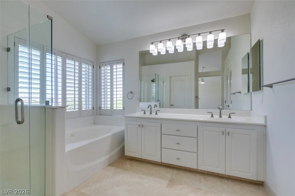7836 Silver Plateau, Las Vegas, NV 89128