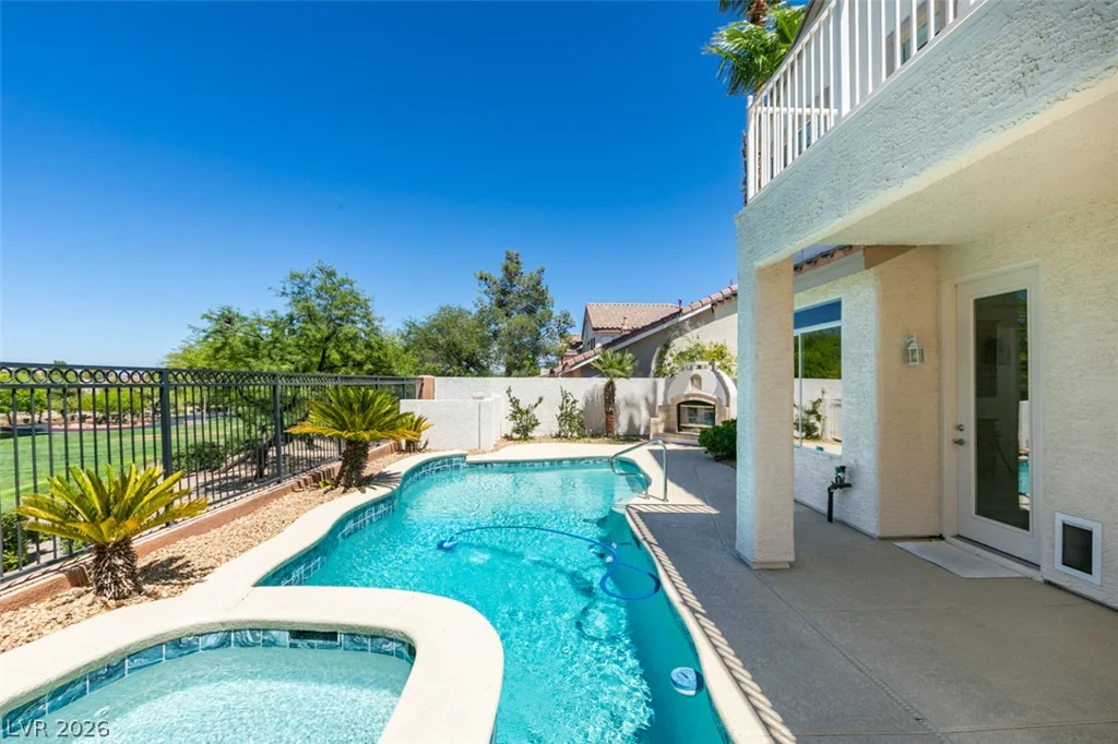 7836 Silver Plateau, Las Vegas, NV 89128