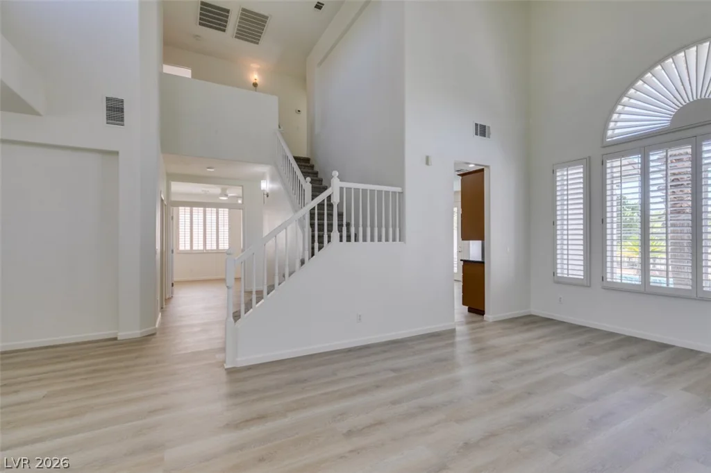 7836 Silver Plateau, Las Vegas, NV 89128