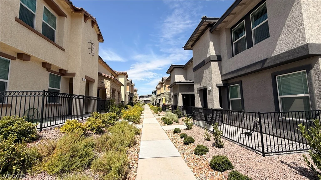 341 Summer Sparrow, Henderson, NV 89011