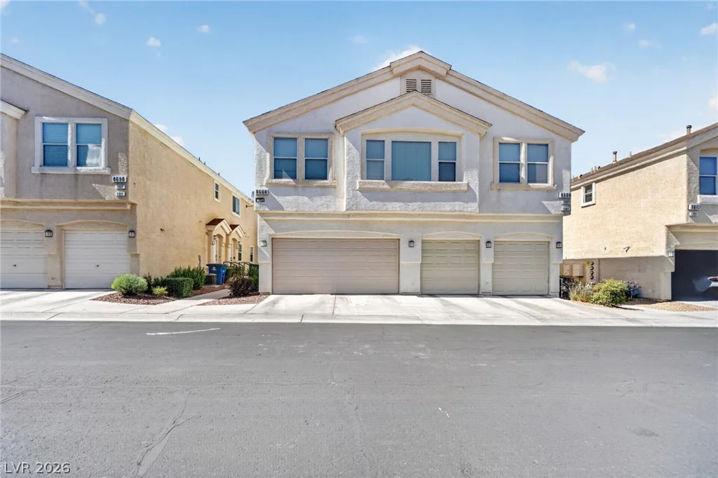 8688 Tomnitz, Las Vegas, NV 89178