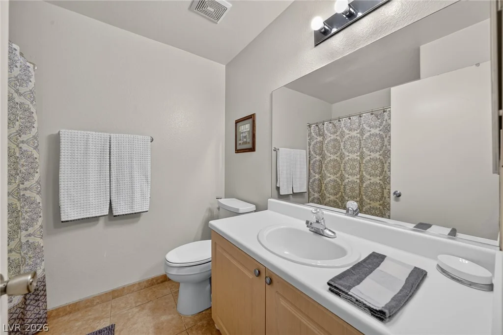 8688 Tomnitz, Las Vegas, NV 89178