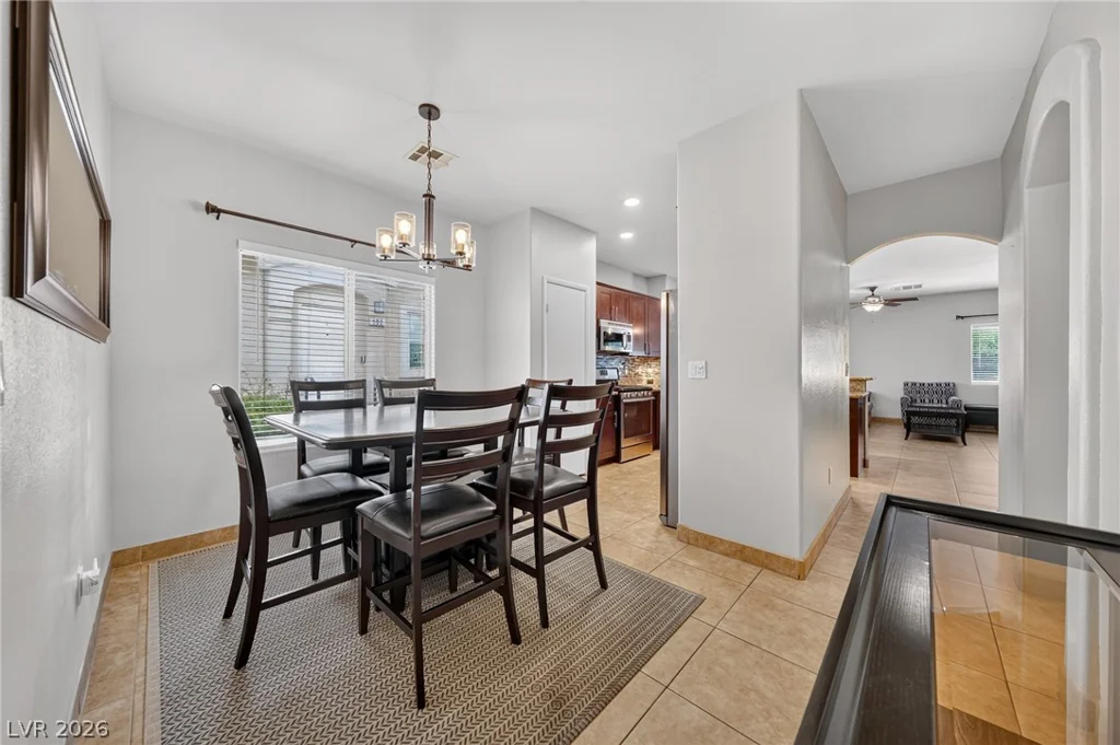 8688 Tomnitz, Las Vegas, NV 89178