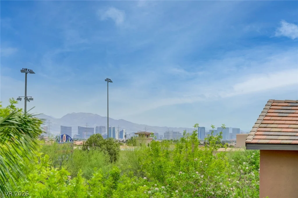 5880 Glory Heights, Las Vegas, NV 89135