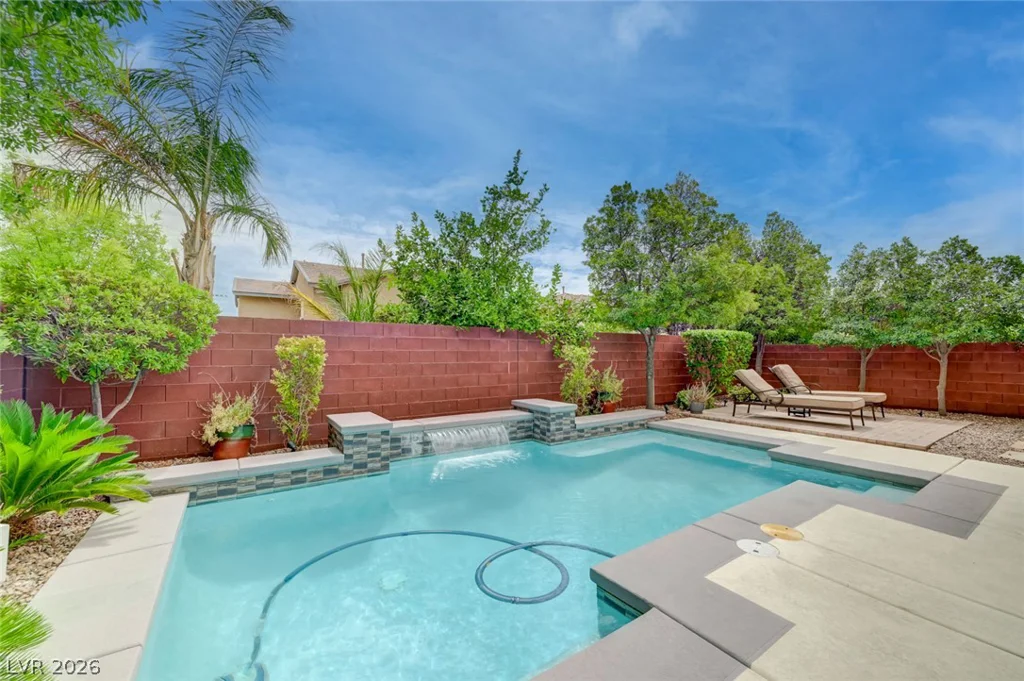 5880 Glory Heights, Las Vegas, NV 89135