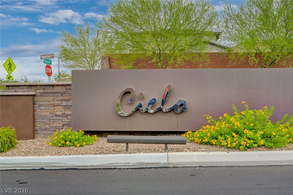 5880 Glory Heights, Las Vegas, NV 89135