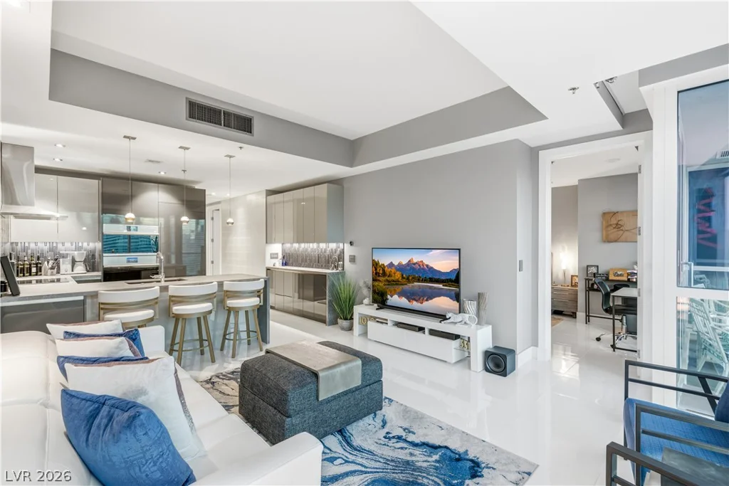 4575 Dean Martin, Las Vegas, NV 89103