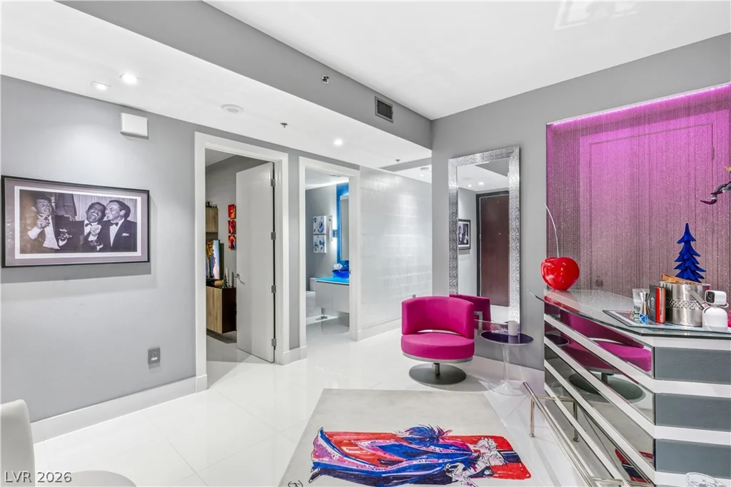 4575 Dean Martin, Las Vegas, NV 89103