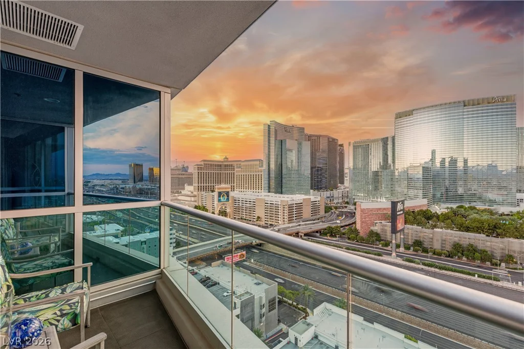 4575 Dean Martin, Las Vegas, NV 89103