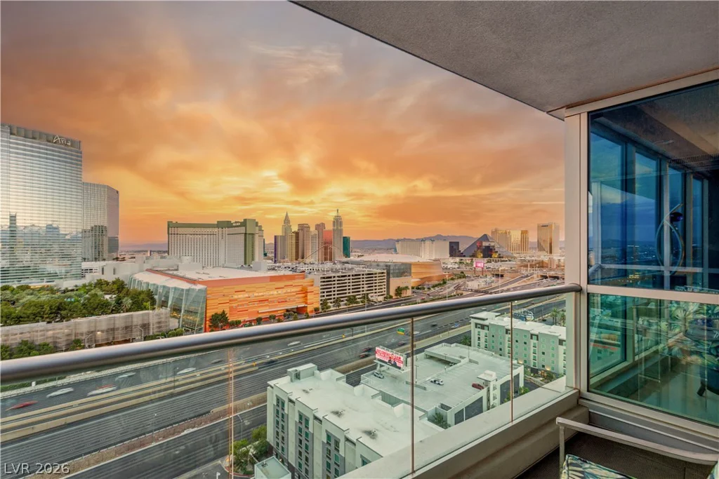 4575 Dean Martin, Las Vegas, NV 89103