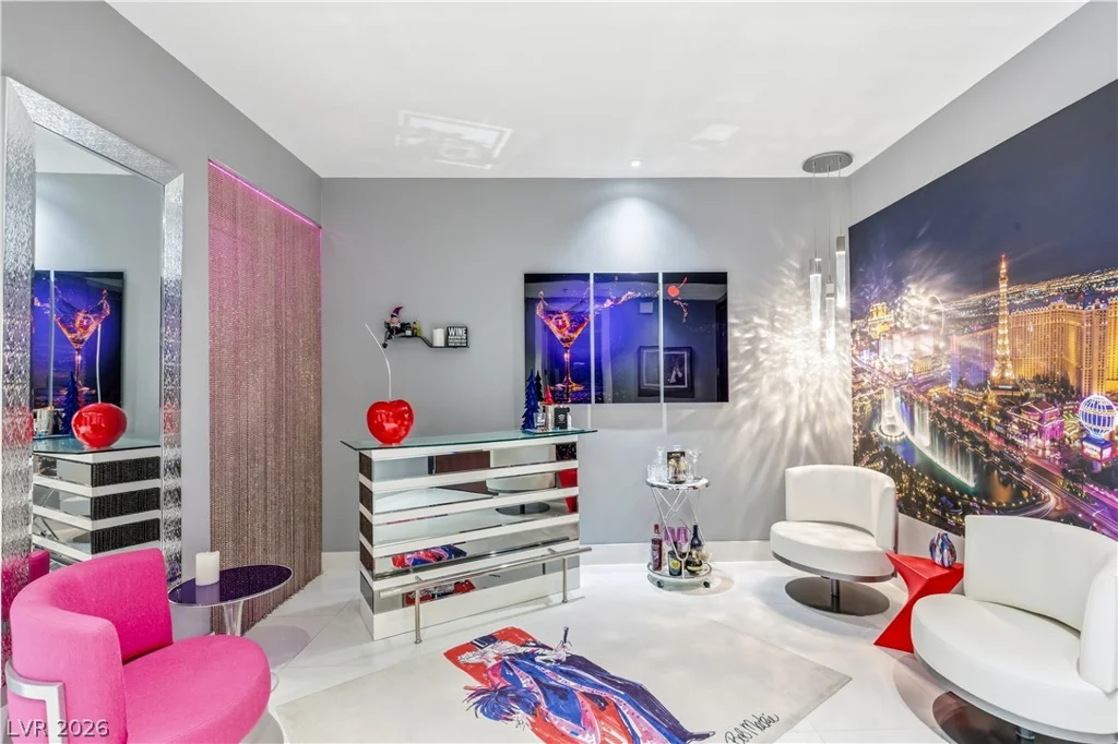 4575 Dean Martin, Las Vegas, NV 89103