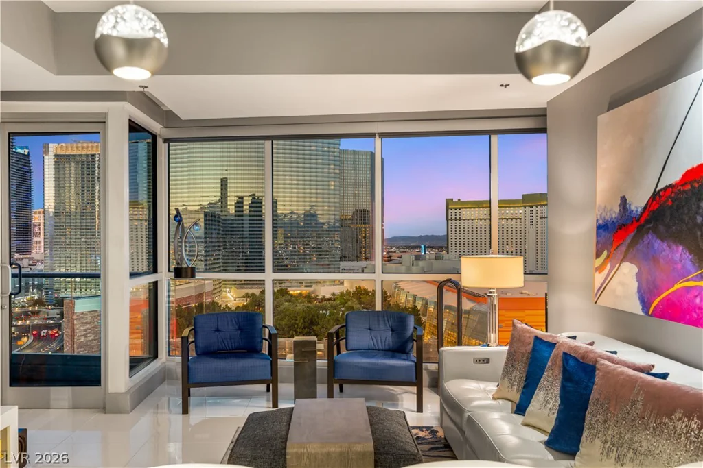 4575 Dean Martin, Las Vegas, NV 89103