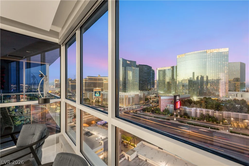 4575 Dean Martin, Las Vegas, NV 89103