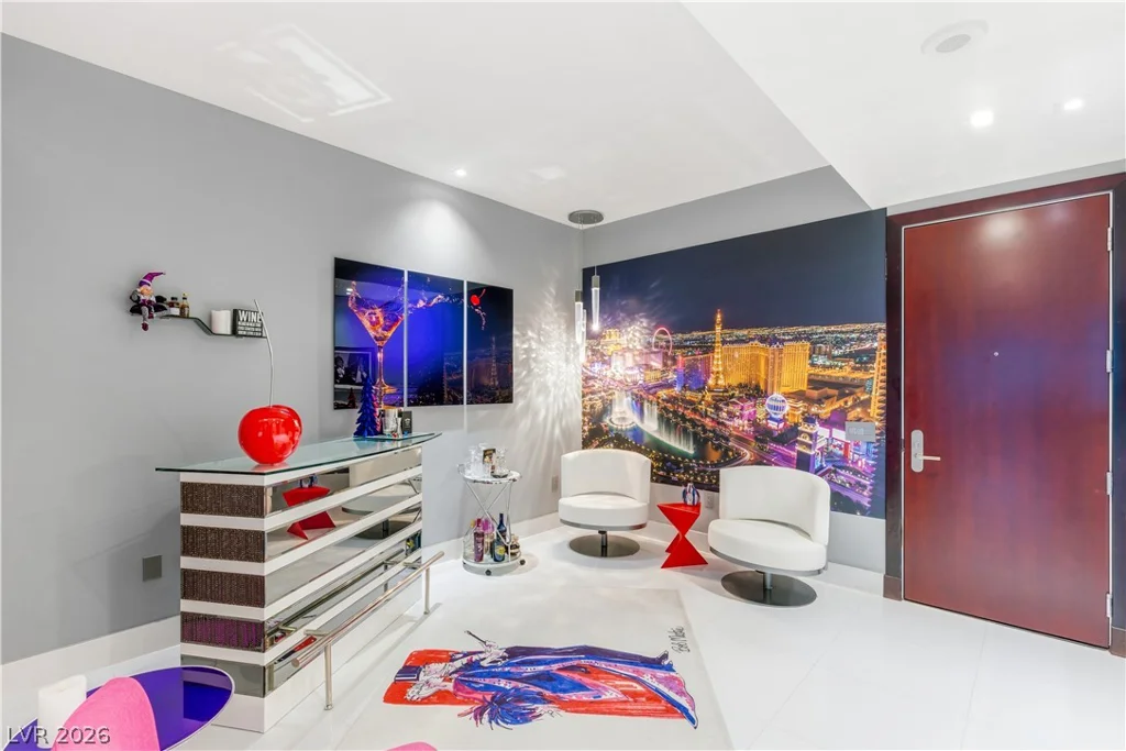 4575 Dean Martin, Las Vegas, NV 89103